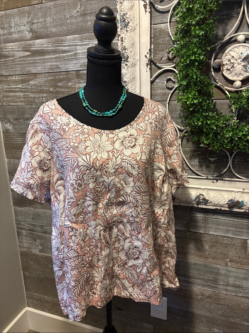 C&C California (XL) Women's Mauve Floral Short-Sleeve Top- 100% Linen